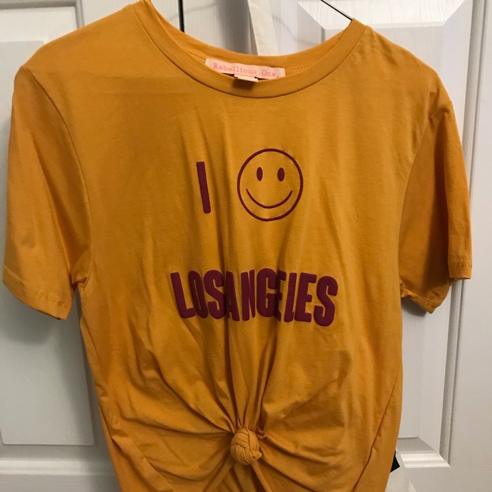 🌸NEVER WORN CUTE TOP🌸